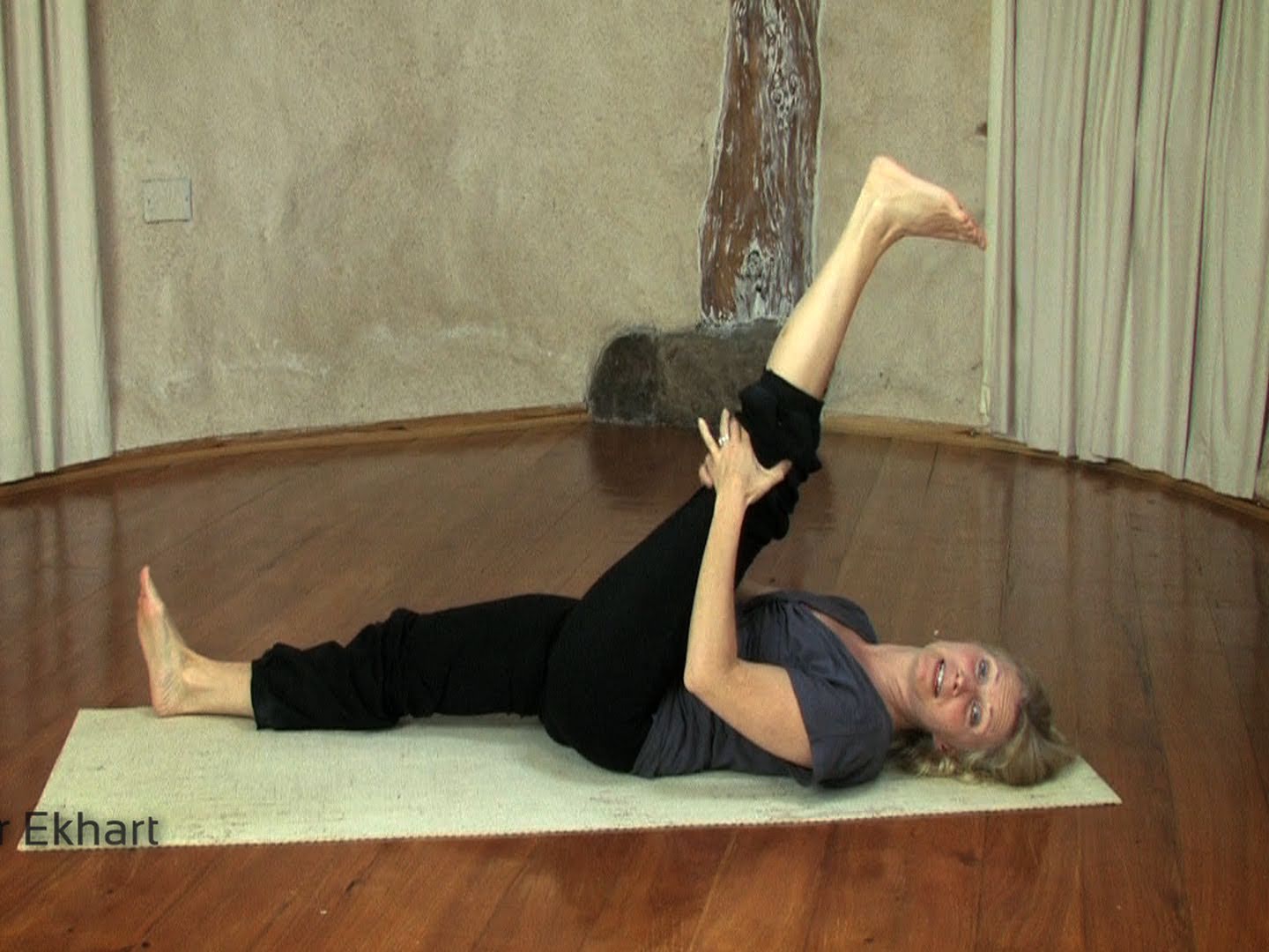 Bed Time Yoga with Esther Ekhart : Yoga  : Video