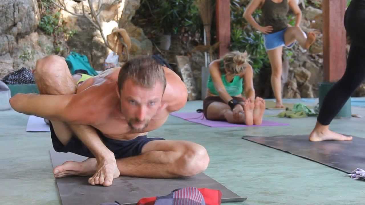 Video : Breathing Ashtanga Yoga (Trailer) : Yoga