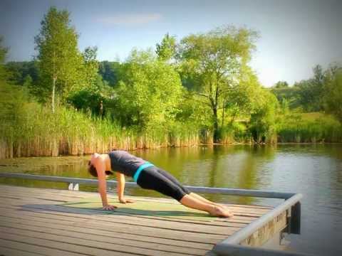Video : Sweat your turtle off! Vinyasa Flow Yoga : Yoga